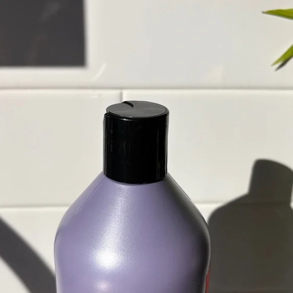 Redken Blondage High Bright Purple Shampoo Liter - Picture 5 of 5